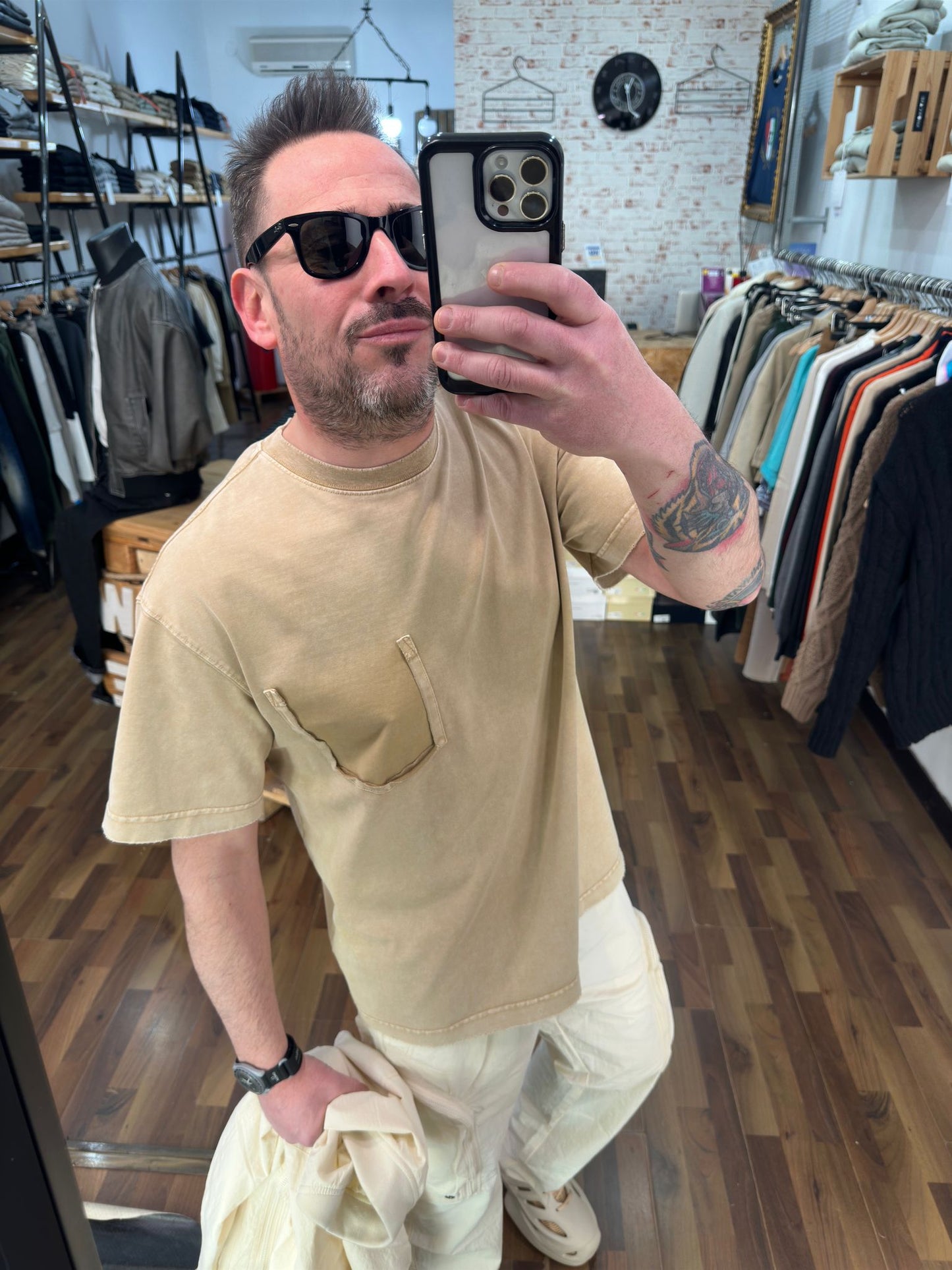 T SHIRT CHROYMARMORIZZATA CON FINTO TASCHINO DEGRADE' 100% COTONE BAUMWOL 220GR