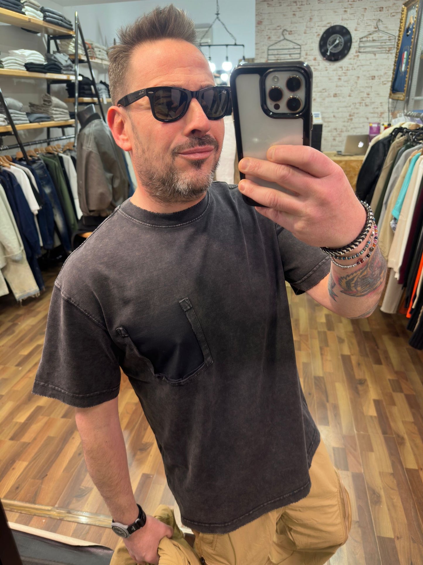 T SHIRT CHROYMARMORIZZATA CON FINTO TASCHINO DEGRADE' 100% COTONE BAUMWOL 220GR